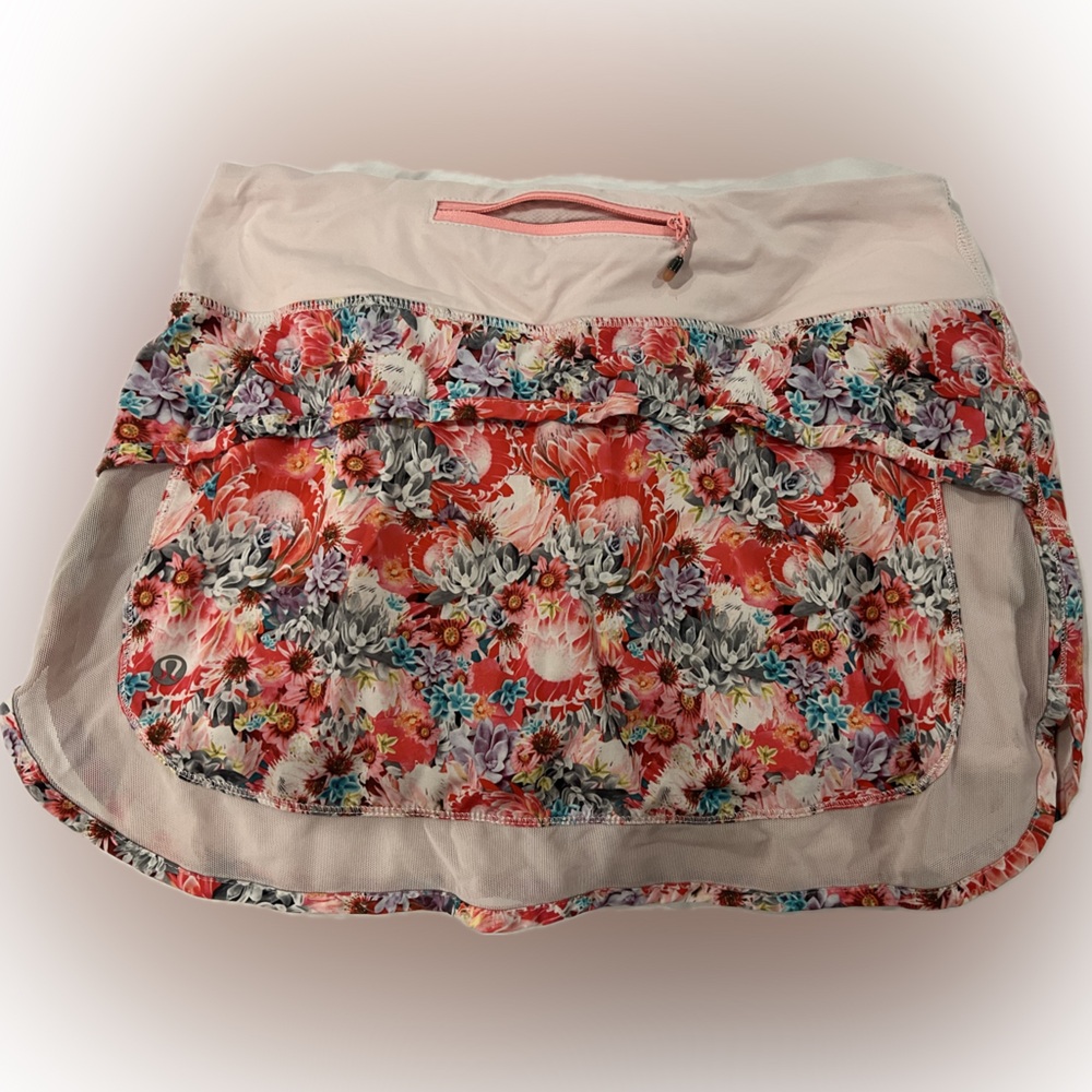 Lululemon pink floral skort